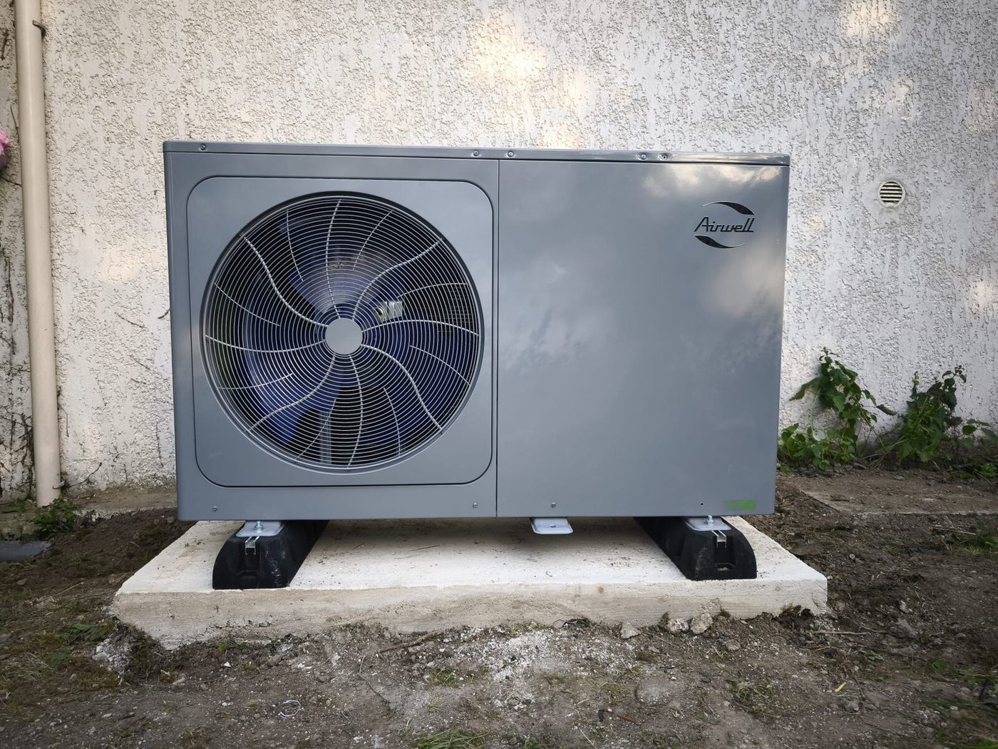 Pompe à chaleur air-eau extérieure